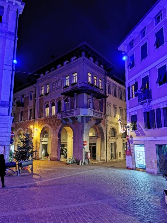 Apartments Via Roma Роверето Екстер'єр фото