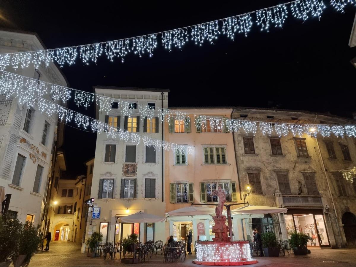 Apartments Via Roma Роверето Екстер'єр фото